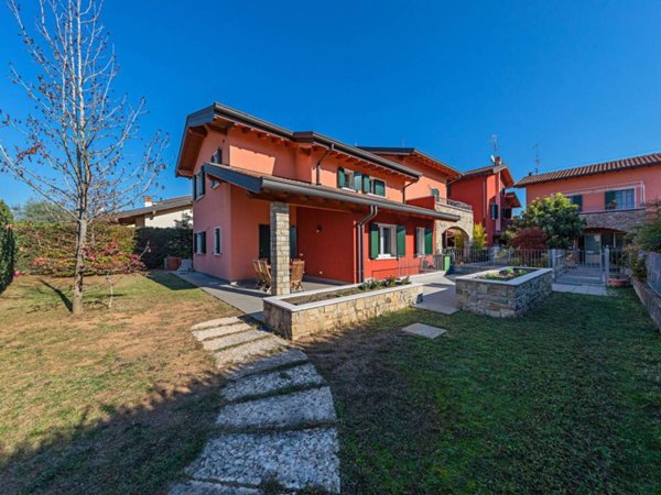 casa indipendente in vendita a Valeggio sul Mincio