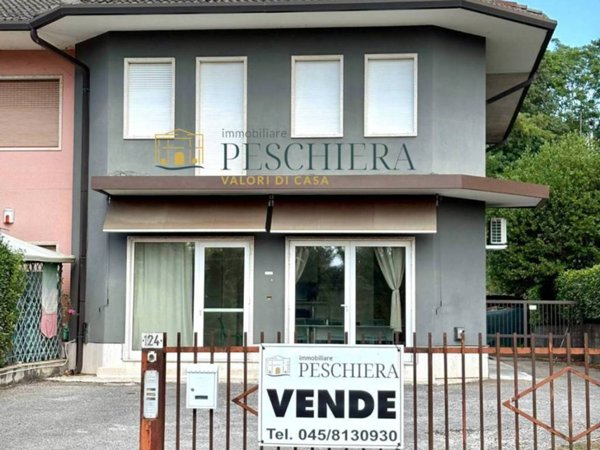 intera palazzina in vendita a Valeggio sul Mincio in zona Salionze