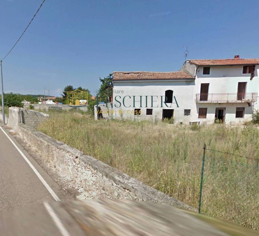 casale in vendita a Valeggio sul Mincio in zona Foroni