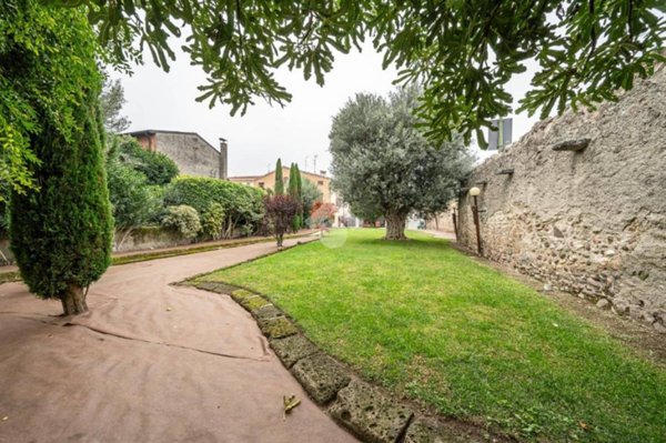 casa indipendente in vendita a Valeggio sul Mincio