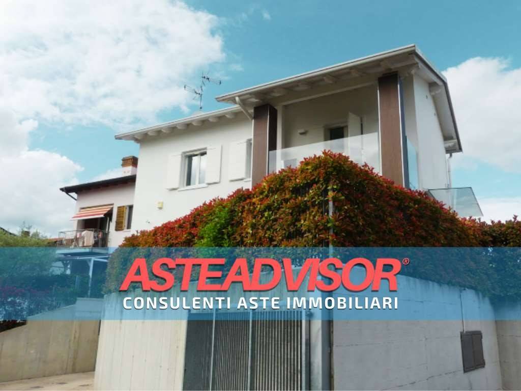 casa indipendente in vendita a Valeggio sul Mincio in zona Salionze