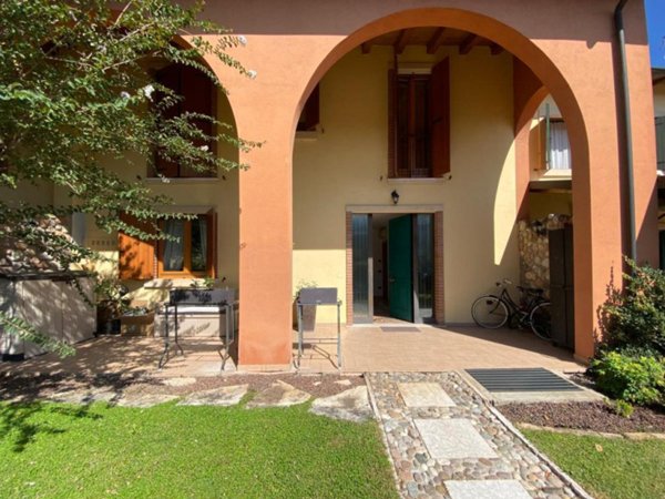 casa indipendente in vendita a Valeggio sul Mincio