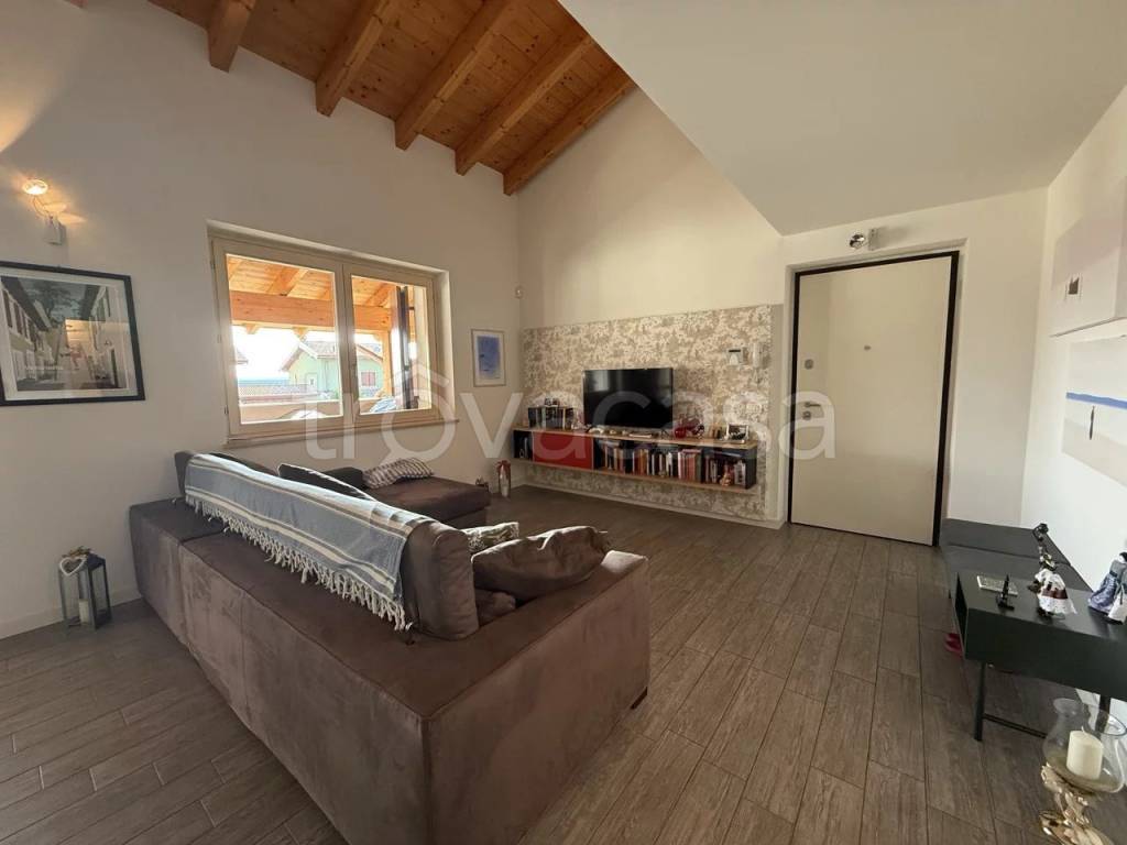 appartamento in vendita a Valeggio sul Mincio