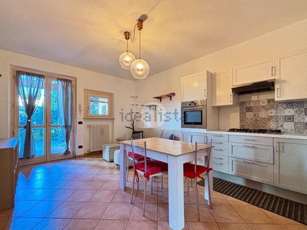 appartamento in vendita a Valeggio sul Mincio in zona Salionze