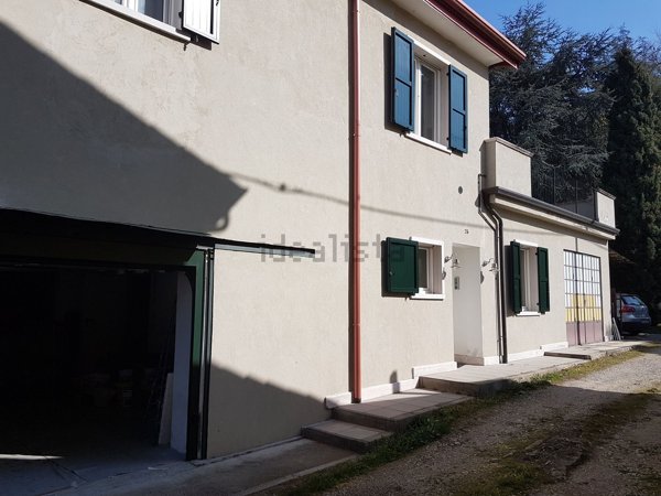 appartamento in vendita a Valeggio sul Mincio in zona Salionze