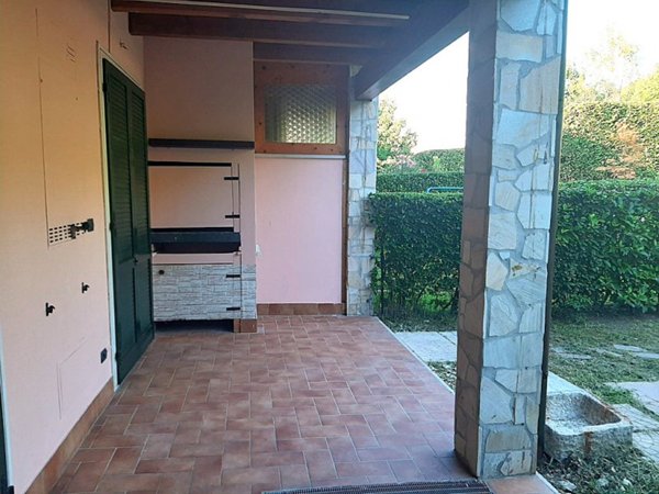 appartamento in vendita a Valeggio sul Mincio in zona Salionze