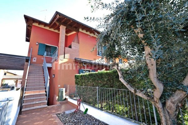appartamento in vendita a Valeggio sul Mincio in zona Borghetto