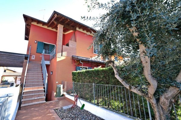 appartamento in vendita a Valeggio sul Mincio in zona Borghetto