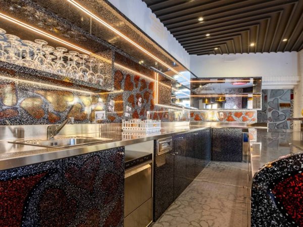 locale commerciale in vendita a Valeggio sul Mincio