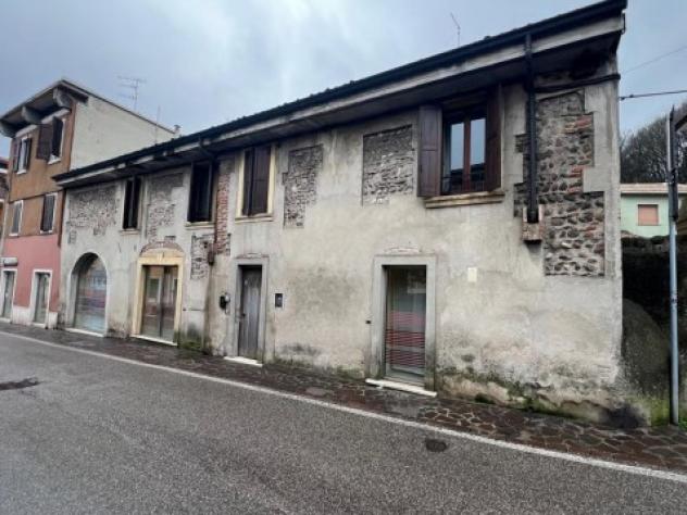 trivano in vendita a Valeggio sul Mincio