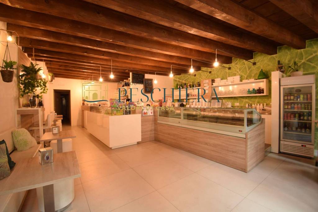 negozio in vendita a Valeggio sul Mincio