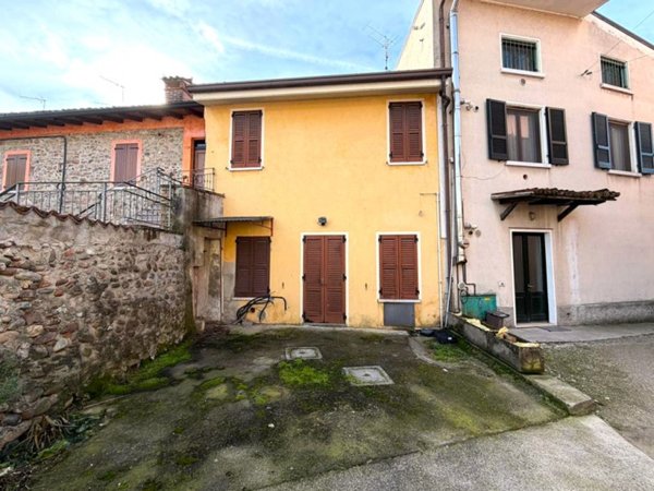 casa indipendente in vendita a Valeggio sul Mincio