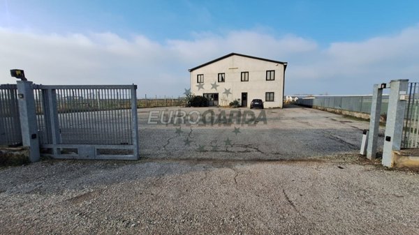 ufficio in vendita a Valeggio sul Mincio