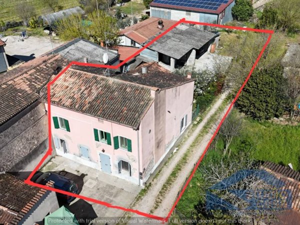 casa indipendente in vendita a Valeggio sul Mincio in zona Borghetto