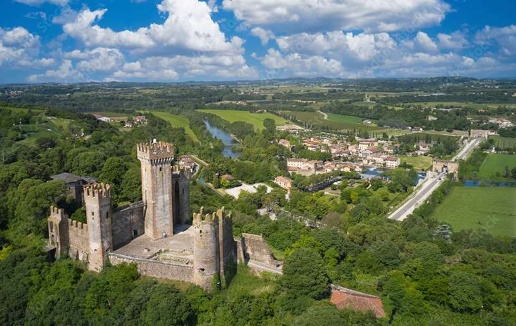 casa indipendente in vendita a Valeggio sul Mincio in zona Borghetto