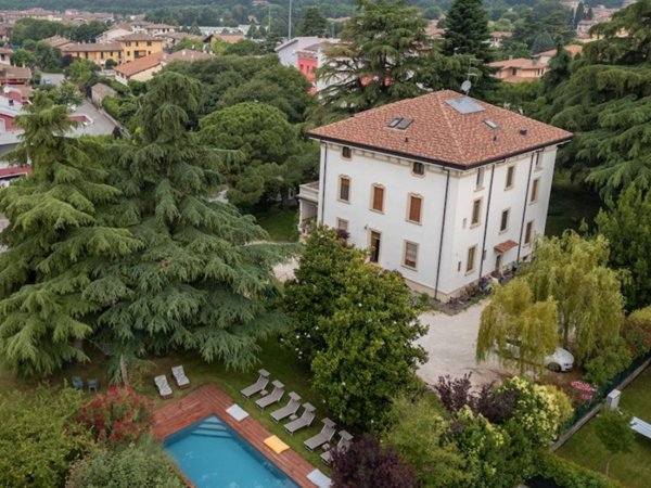 casa indipendente in vendita a Valeggio sul Mincio