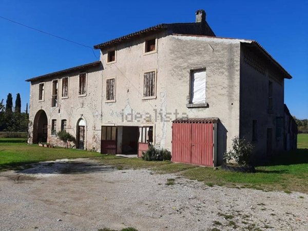 casa indipendente in vendita a Valeggio sul Mincio