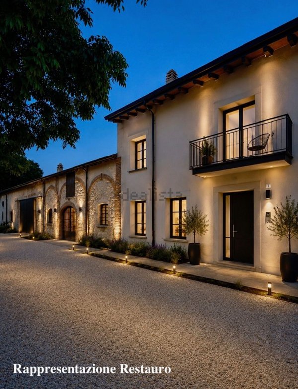 casa indipendente in vendita a Valeggio sul Mincio in zona Borghetto