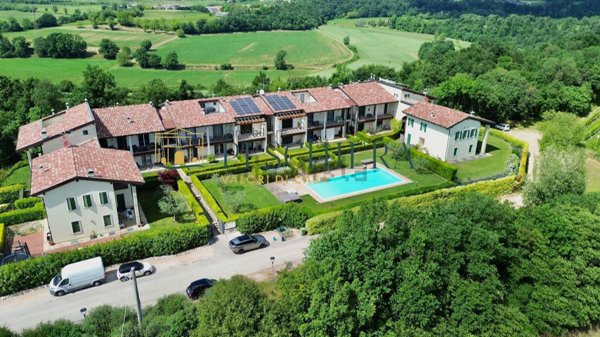 appartamento in vendita a Valeggio sul Mincio in zona Santa Lucia