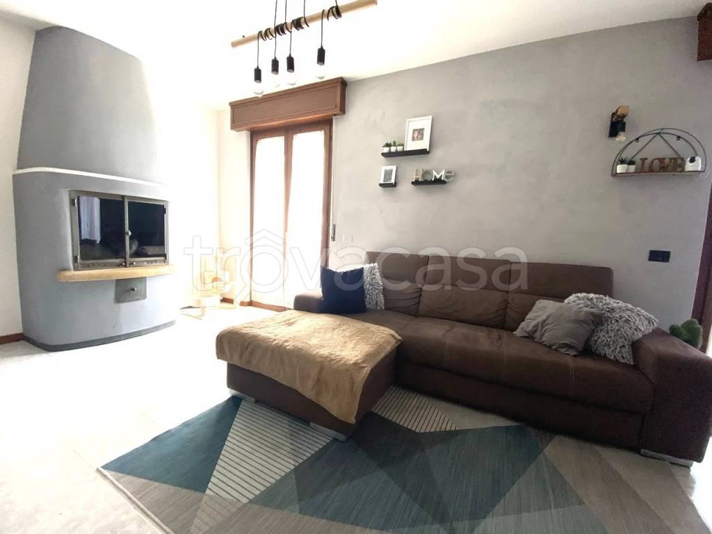 appartamento in vendita a Valeggio sul Mincio in zona Borghetto