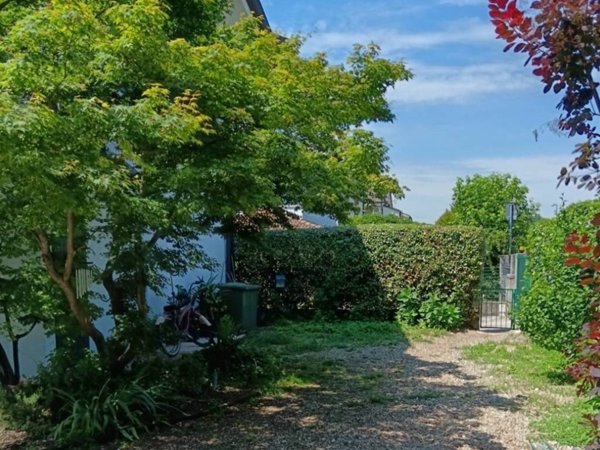 casa indipendente in vendita a Valeggio sul Mincio in zona Borghetto