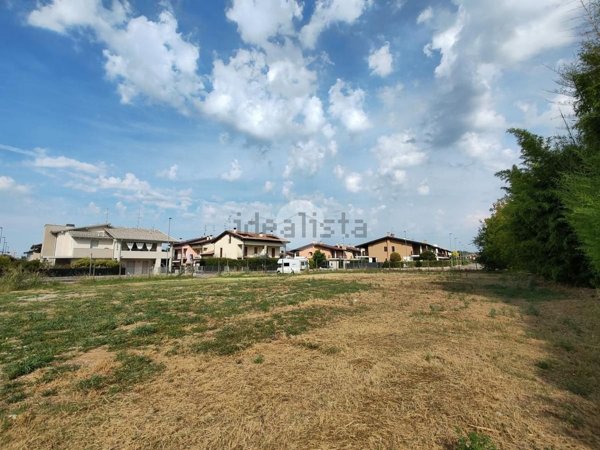 casa indipendente in vendita a Valeggio sul Mincio