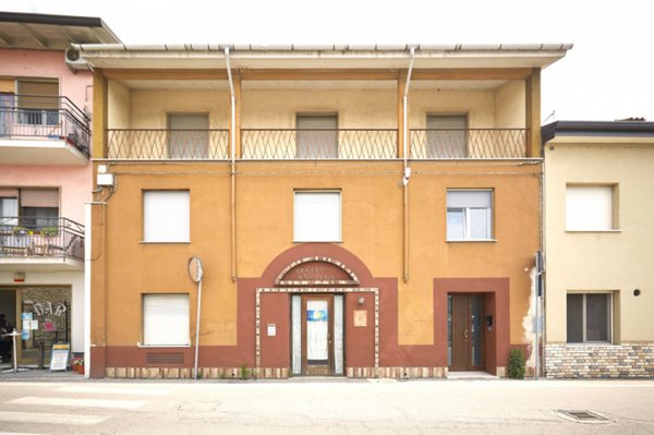 casa indipendente in vendita a Valeggio sul Mincio in zona Borghetto