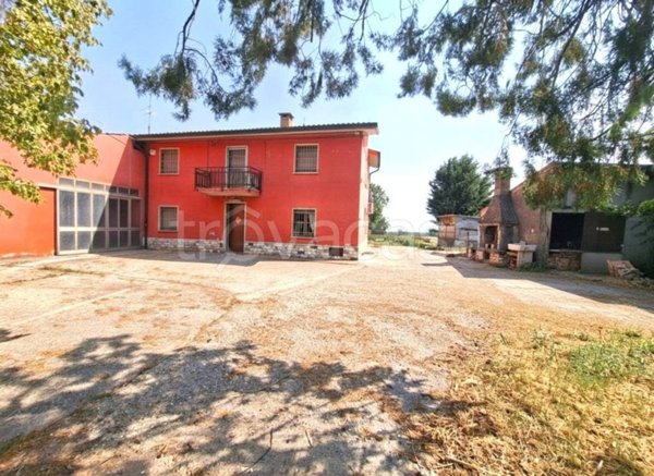 casa indipendente in vendita a Valeggio sul Mincio in zona Borghetto
