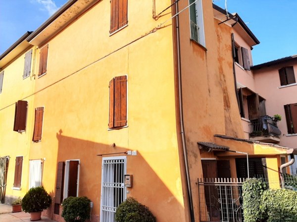 casa indipendente in vendita a Valeggio sul Mincio
