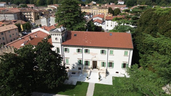 appartamento in vendita a Valeggio sul Mincio in zona Borghetto