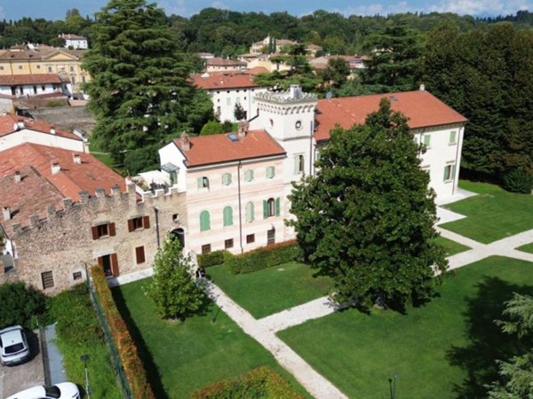 appartamento in vendita a Valeggio sul Mincio in zona Borghetto