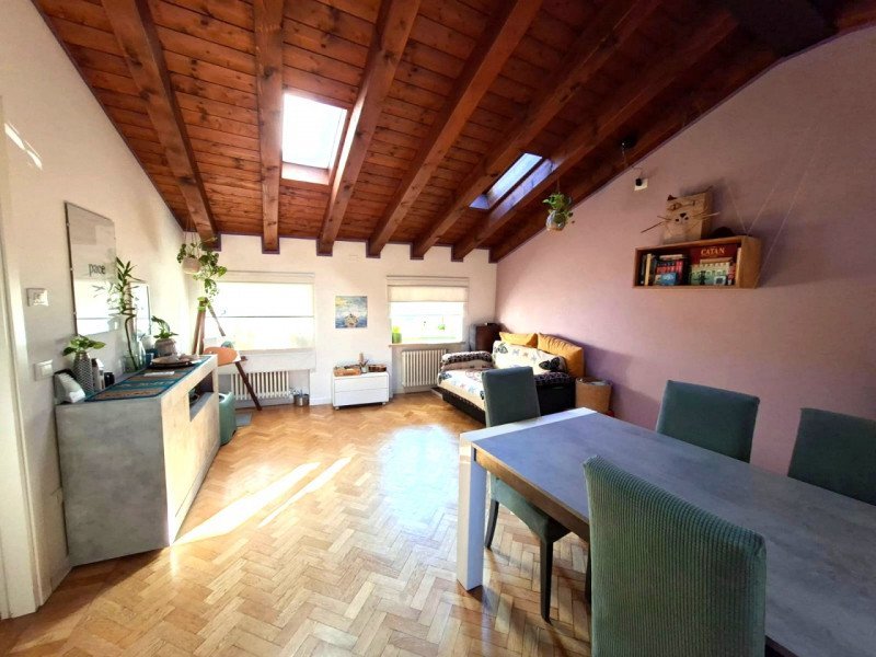 appartamento in vendita a Valeggio sul Mincio in zona Borghetto