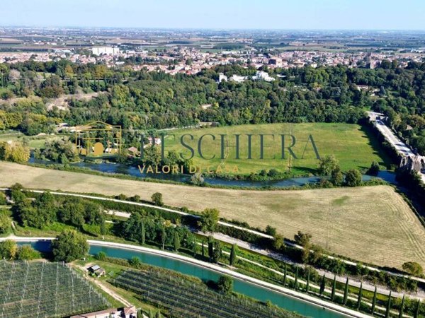 terreno in vendita a Valeggio sul Mincio in zona Borghetto
