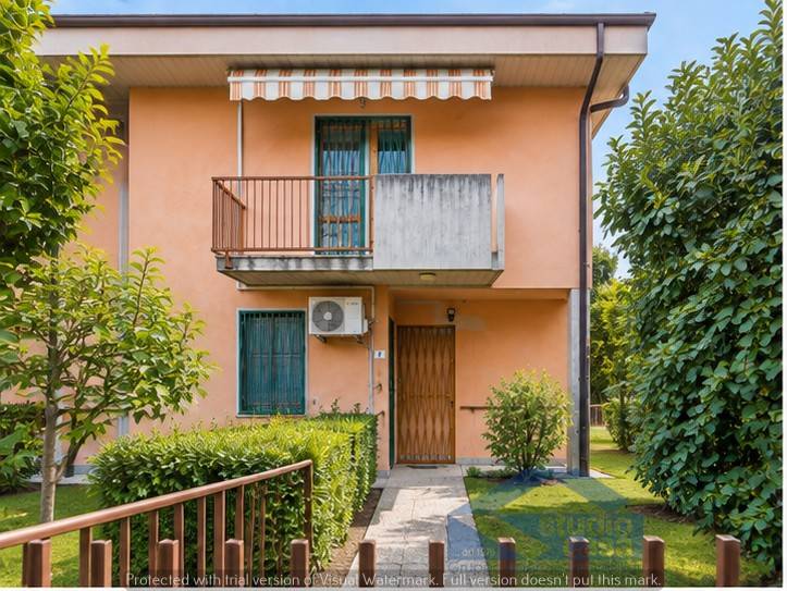 casa indipendente in vendita a Valeggio sul Mincio in zona Salionze