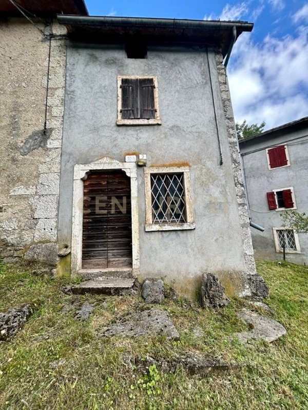 casa indipendente in vendita a Velo Veronese