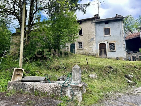 casa indipendente in vendita a Velo Veronese
