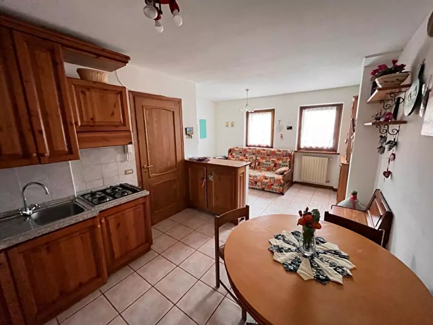 appartamento in vendita a Velo Veronese in zona Camposilvano