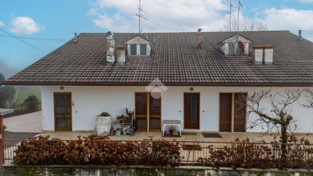 appartamento in vendita a Velo Veronese