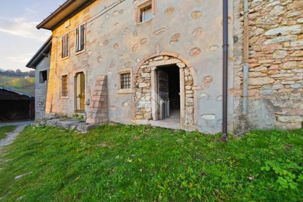 appartamento in vendita a Velo Veronese