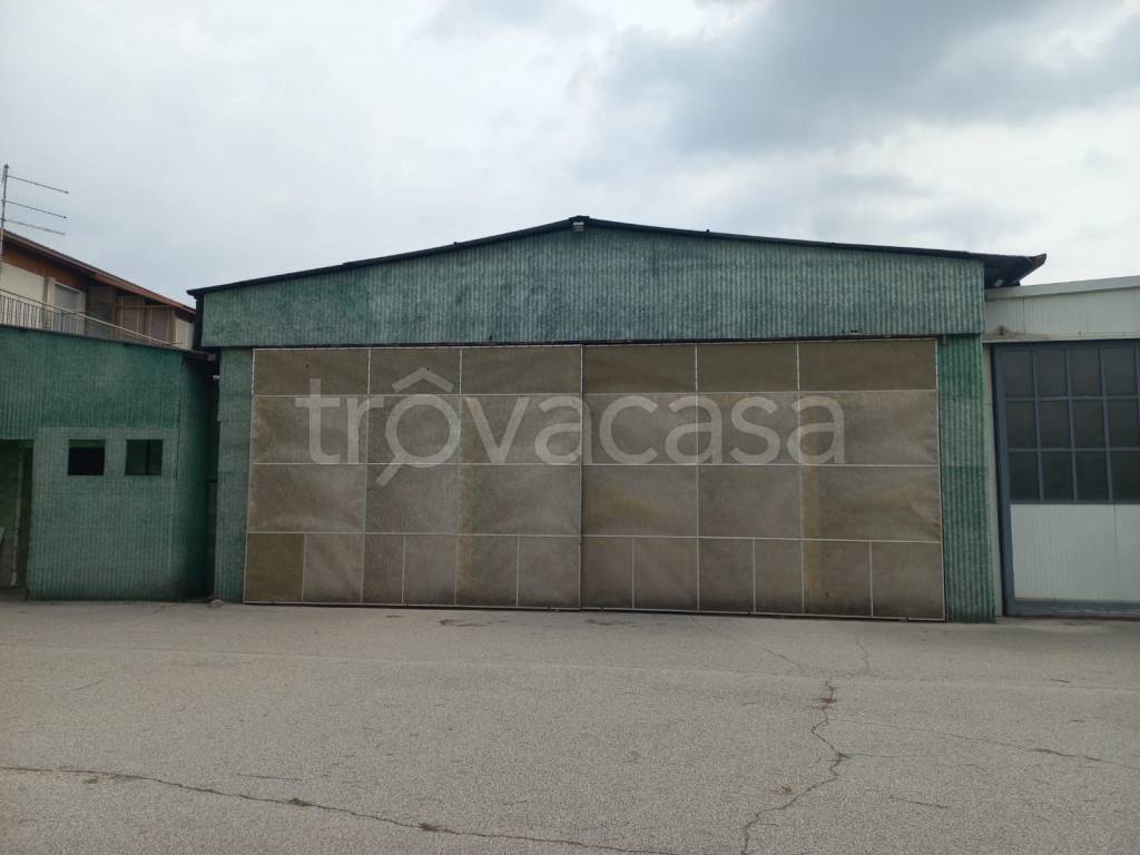 appartamento in vendita a Verona in zona Parona di Valpolicella