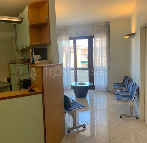 ufficio in vendita a Verona in zona Borgo Milano