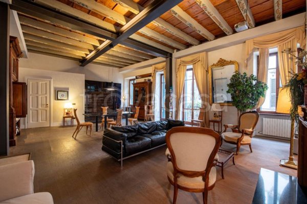 appartamento in vendita a Verona in zona Centro Storico