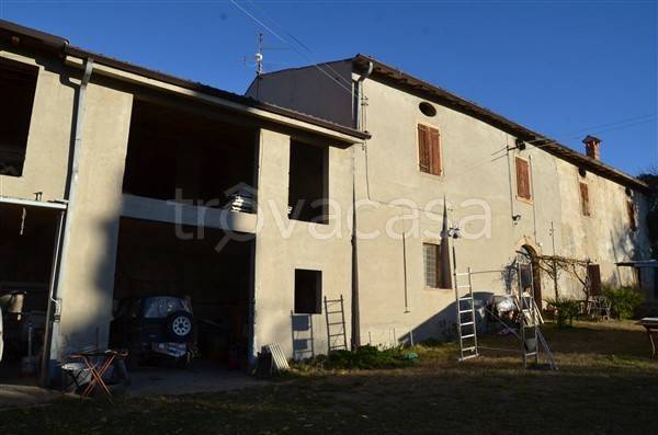casa indipendente in vendita a Verona