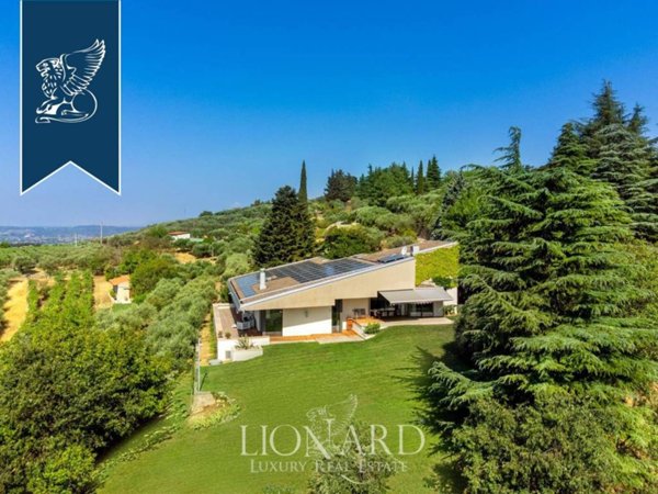 casa indipendente in vendita a Verona in zona Quinzano