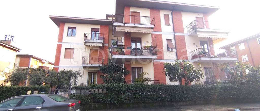 appartamento in vendita a Verona in zona Musicisti / Santa Croce