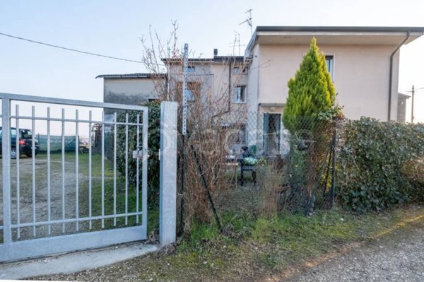 casa indipendente in vendita a Verona in zona Cadidavid