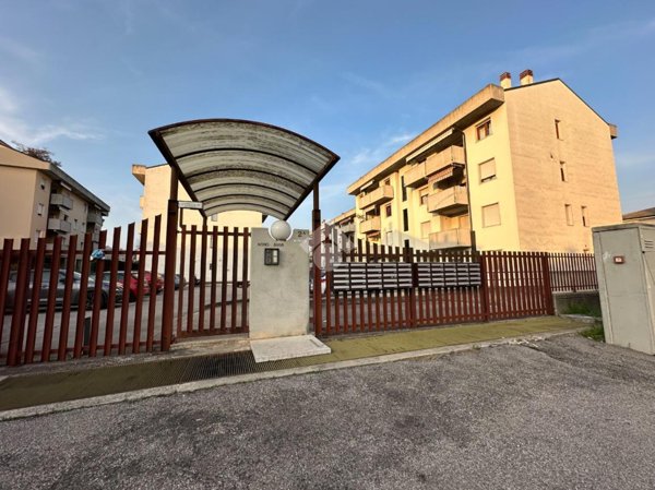 appartamento in vendita a Verona in zona Porto Crencano