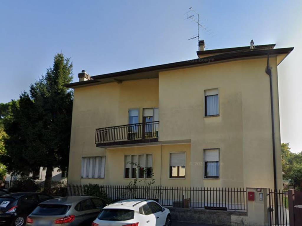 casa indipendente in vendita a Verona in zona Avesa