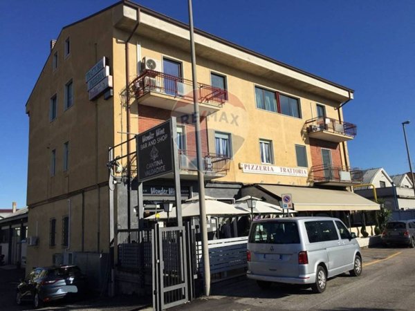 ufficio in vendita a Verona in zona Golosine