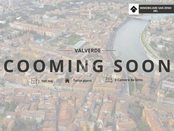 appartamento in vendita a Verona in zona Centro Storico
